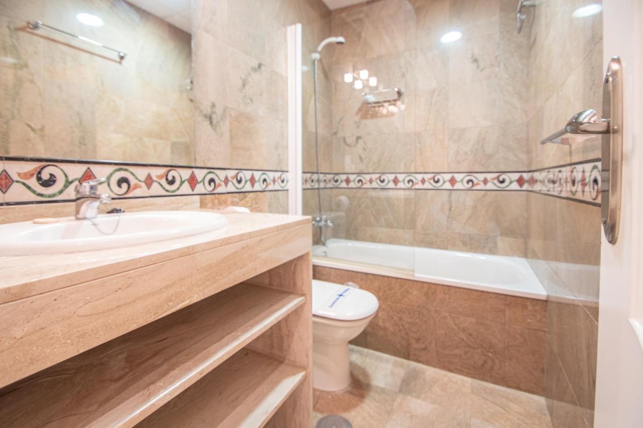 Apartamento El Meridiano De Cadiz Ngoại thất bức ảnh