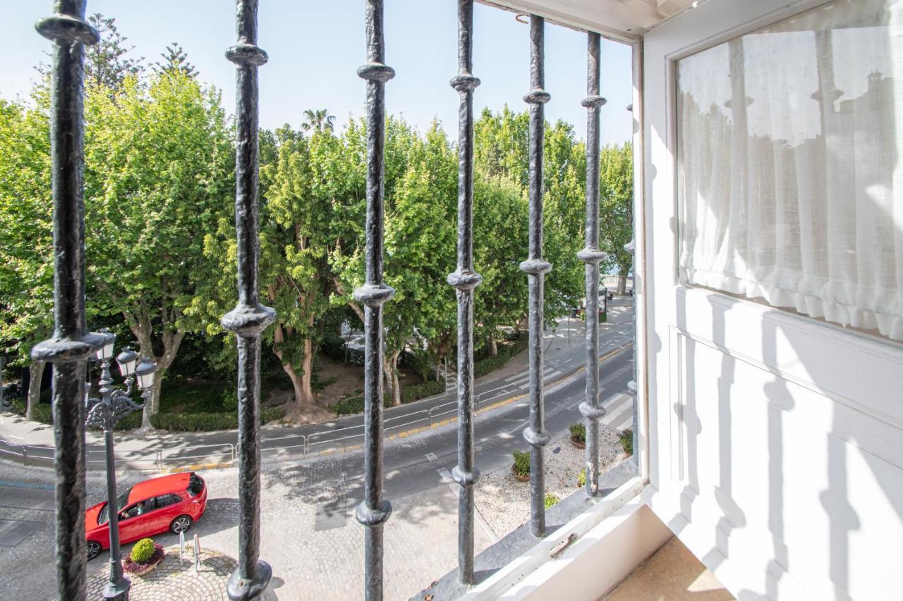 Apartamento El Meridiano De Cadiz Ngoại thất bức ảnh