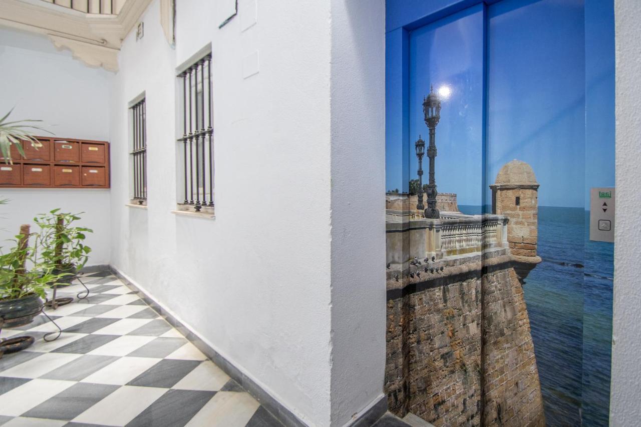 Apartamento El Meridiano De Cadiz Ngoại thất bức ảnh