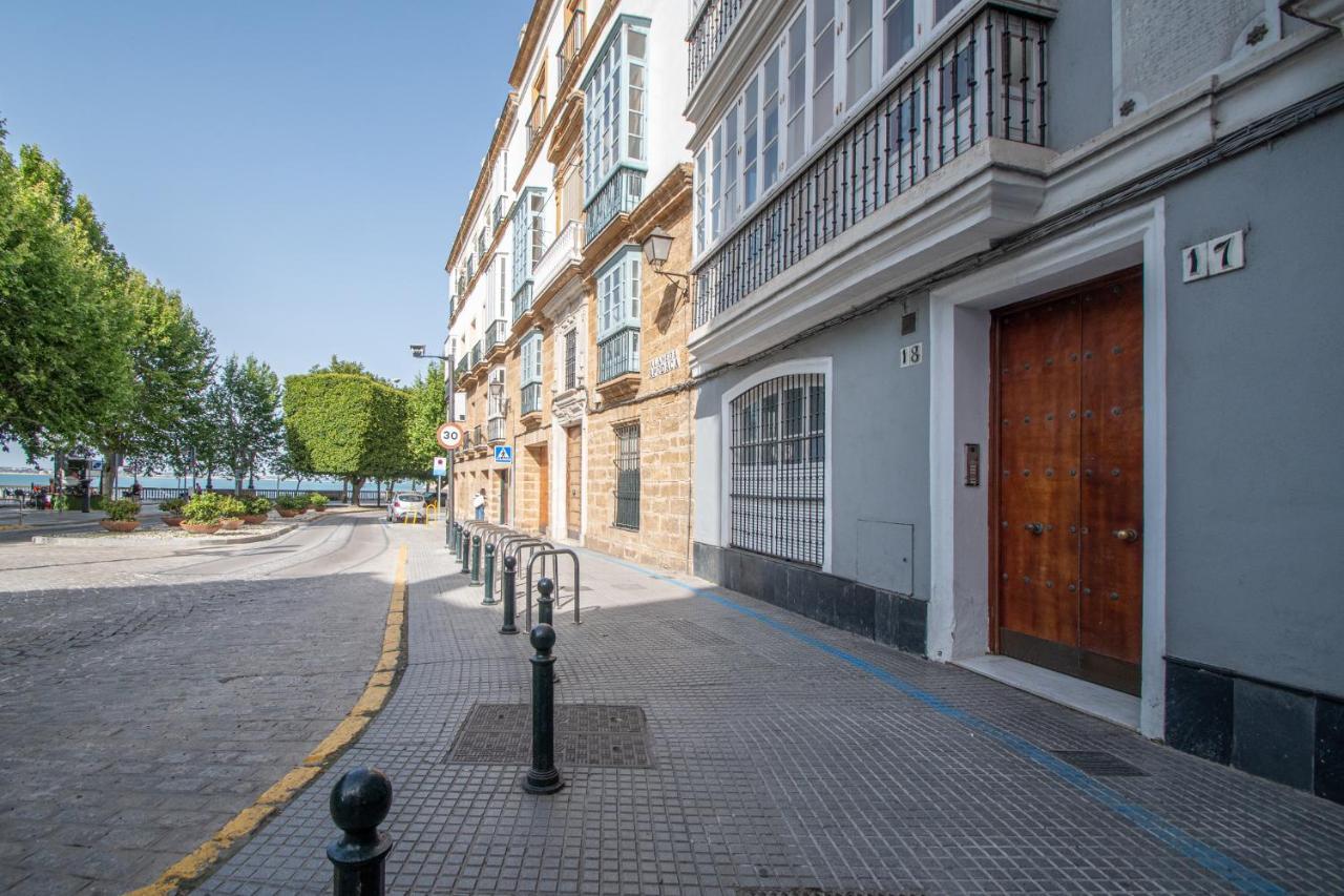 Apartamento El Meridiano De Cadiz Ngoại thất bức ảnh